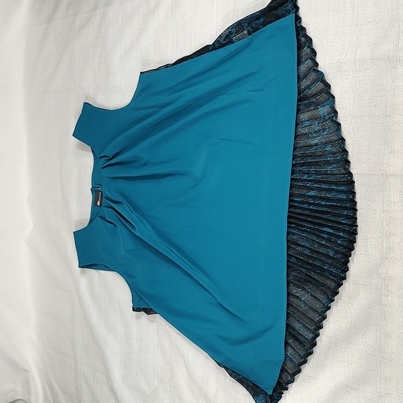 Covington Tops - Covington Tank Top Turquoise Blue Black Pleated Front High Low Size Large